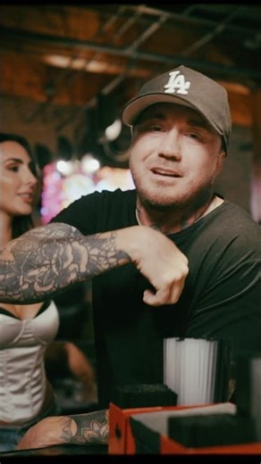 “Use Me” official visualizer just dropped 🙌🏻🙌🏻