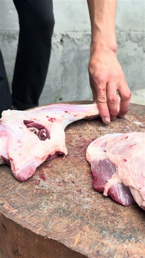Professional Butcher Skills | Precision Meat Cutting & Satisfying Butchery Technique