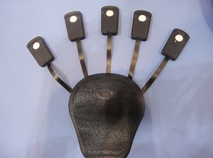 Five-Finger Input Device Puts Pressure on Traditional Mice | Gadgets, Science & Technology