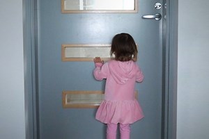 10 Ways to Support Parents & Children During 'Goodbye' Time