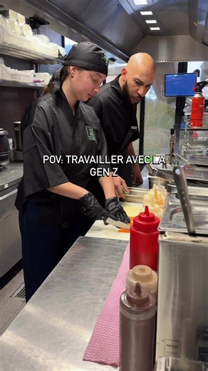 Travailler avec la Gen Z , c’est repenser la collaboration : moins de hiérarchie, plus de dialogue et des méthodes qui favorisent créativité et performance ! Venez déguster dès aujourd’hui nos délicieux ramen et donburi chez YUKU RAMEN 🍜 📍3 Rue des Minimes , 72000 Le Mans #genz #ramen #yuku #lemans #restaurant
