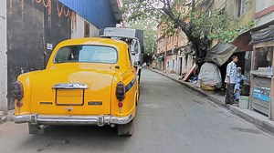 Visiting Calcutta: Where India and England Collide