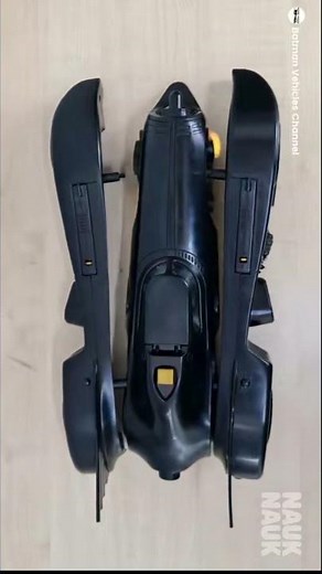 Batmobile transform as Batmissile