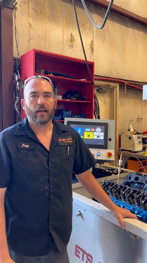 Ford 460ci SimTest after rebuild. Checking oil pressure, compression and crankshaft resistance  #mechanic #carrepair #engine | Daniel D. Gannon | Facebook