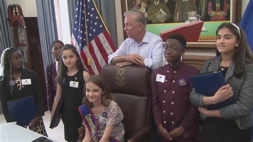 Connecticut's Kid Governor meets with Gov. Lamont at Capitol