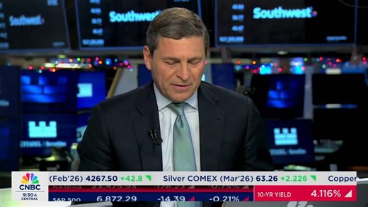 Stephen Miller’s Wife Melts Down Over AI Mickey Mouse