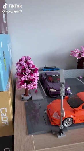 I will drop the links for all the buildings soon, I have to find them all #lego #legocity #legocars #legomoc #fyp