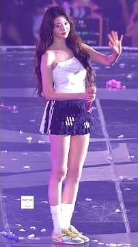 장원영(WONYOUNG) 반가운 얼굴을 봤을때의 반응 + DIVE들에게 팬서비스 #SHOW_WHAT_I_AM #아이브콘서트