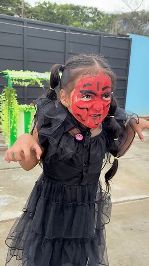 Las minis se disfrazan | Señorita Influencer