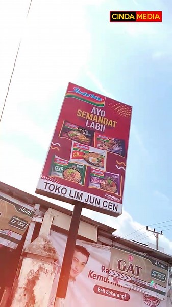 Tampilan baru, semangat baru! ✨ Proses revisualisasi shopsign Indofood. Kami pastikan setiap detail terpasang sempurna untuk memperkuat branding toko Anda. Mau usaha Anda makin dilirik? Hubungi Cinda Media! 🚀 More info : 🌐 http://linktr.ee/cindamedia ☎ 62 823-7999-8002 📩 cinda.group@yahoo.com 🏢 Jl. Sekolah, RT./03/RW./01, Selindung, Kec. Gabek, Kota Pangkal Pinang, Kepulauan Bangka Belitung 33172 🖥 TikTok : cindamedia FB : Cinda Grafika Instagram : @cinda_media #CindaMedia #BrandingExpert #