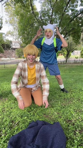 Es una cabra muerta mi hermano! @moch.cos #adventuretimecosplay #finnandjake #cosplay #finncosplay #costumeideas