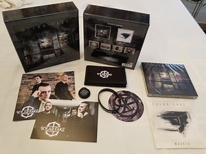 Solar Fake - Enjoy Dystopia