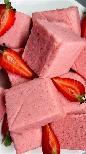 Strawberry Cloud Dessert 🍓☁️