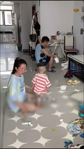 Parental Love For Child 😍🤩😜