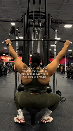 Taylor Cole - Indianapolis Content Creator | The return of putting yourself first is unmatched. 🤍 #girlswholift #liftheavy #workout #workoutmotivation #workoutroutine #backday... | Instagram