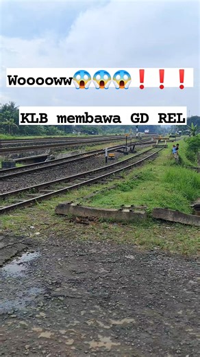 Woooow😱😱❗️❗️❗️ Detik detik KLB membawa rel. #reelsfb #klb #keretaapib #masinis #train | Kang Pur