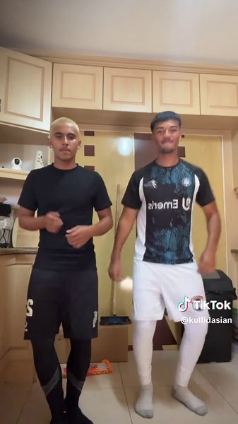 Try Not To Sweat Challenge: Funny Moments