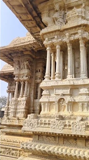 Musical pillars temple at Hampi #sanatandharma #architecture #ancientindia #hampi