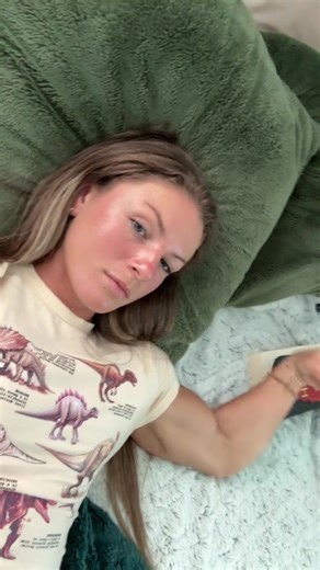 Muscle Mommy Nataleigh Hunter Shows Off Impressive Biceps