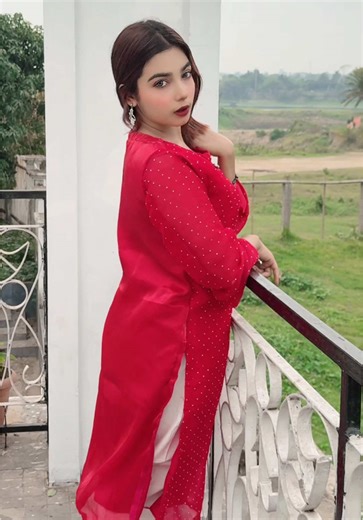 🍷dress @NishiFashiion #CapCut #viralvideo #wharwouldyoudo #akhi_akter #musicalmindreader