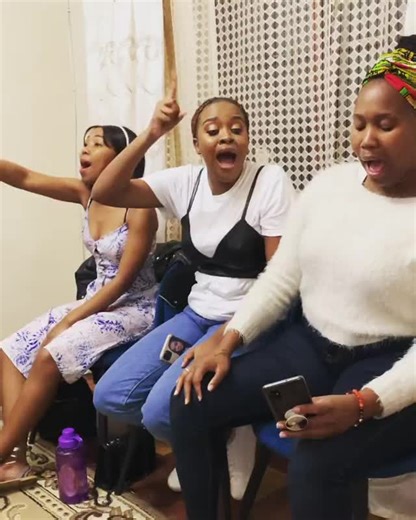 #lusandabeja #christiantiktok #christian #God #laphoahlelikhona❤️😍kunezimanga🥺💯💯🤞🌼 #worship ##ngiyamaziumhlengiwami mhlengiwam