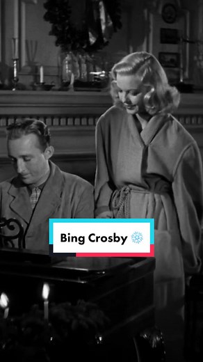 Bing Crosby Singing White Christmas
