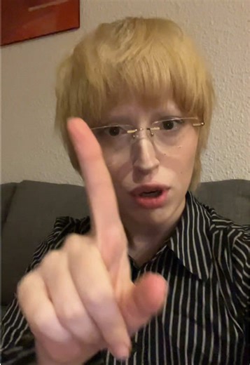 Videos de axl ⎚-⎚ (@ax0_l0te) con “La Traviata - Vitamin String Quartet”