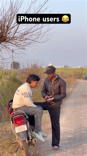 New iPhone users(😂//￼ #youtubeshorts #comedy