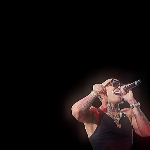 Quedate un Ratito Más con Lefty Sm