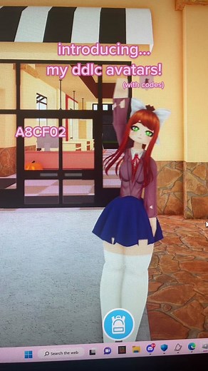Exploring Robloxian High School with New Avatars!