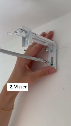 Installation store vénitien bois