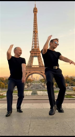 Petite chorégraphie au sunset 😃🌞 #choregraphy #justepourrire #soyonsfous #presidents #dancing_time