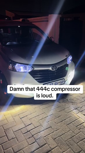 Bagged and Loud: Classic Stance SA 444c Compressor Review