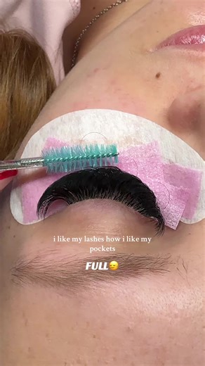 Enhance Your Look with Volume Lash Extensions