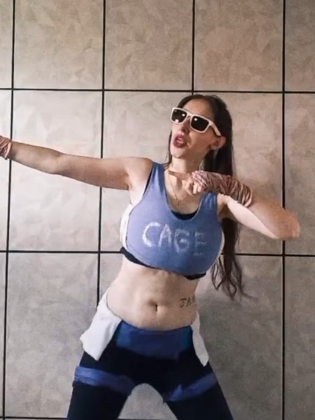 Janet Cage Cosplay: Bringing Mortal Kombat to Life