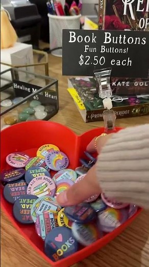 5 Cozy Bookstores to Explore in Ventura