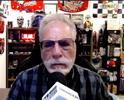 VIDEO: Ronnie Mund Gets Cranky After Jon Blitt Calls Him to Say 'Goodnight' | Howard Stern