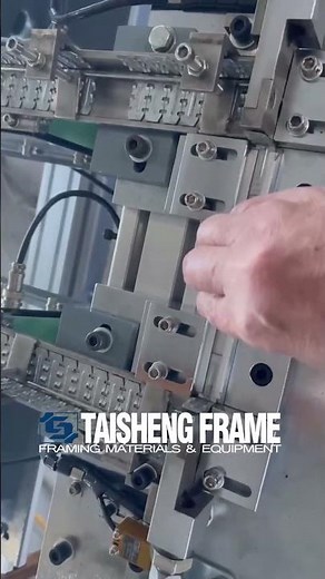 how to make aluminum alloy frames automatic? automatic aluminum photo frame production line machine