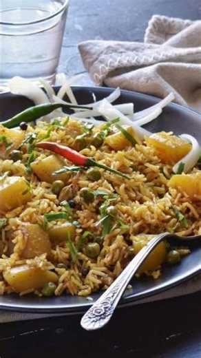 Easy & Tasty Matar Pulao Recipe | Restaurant Style Green Peas Pulao