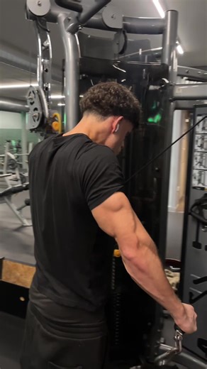 The Easiest Deal Close After a Pump Session