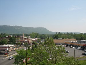 Cheap 2 Bedroom Apartments for Rent in 01027, Easthampton, MA from $1,325