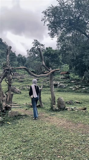 Lembah Manah Rembang: Destinasi Fotografi dan Kuliner