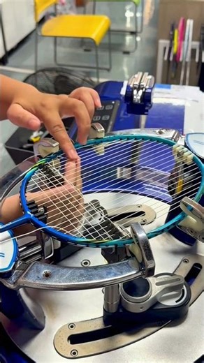String tennis racket #racketstringing #stringingmachine #sportsgear