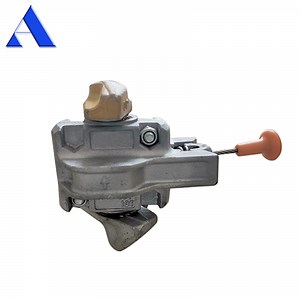 [Hot Item] Semi Automatic Lashing Twistlock ISO Standard Cargo Shipping Container Twist Lock