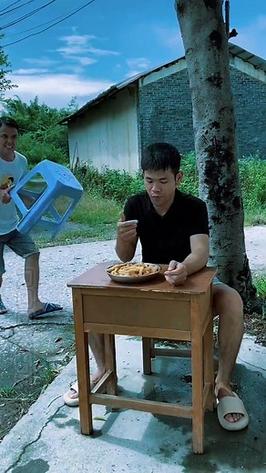 695K views · 19K reactions | "Caught Red-Handed: My Brother Swipes His Mate’s Snack! " #fblifestyle | Michaela Mercer | Facebook