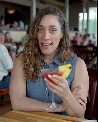 Looking for a beach town that's a little more laid back than most? The quieter vibe at Indian Shores & Indian Rocks Beach are perfect for those seeking serenity with a side of good food and drink. Check it out! ☀️🌴👣 #IndianRocksBeach #IndianShores #Florida | Visit St. Pete-Clearwater