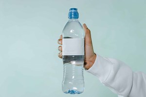 How To Recycle Plastic Bottles The Correct Way 💧