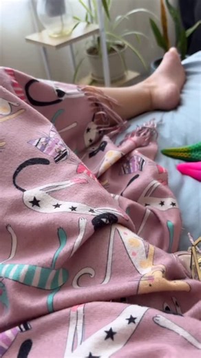 Ripley on Instagram: "Feeling inspired already ?? 🫠😏😍🫣😻 . . . . . #ThanksgivingFeast #ChristmasLights #holidayseason #family #Blossom #Dreams"