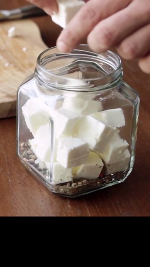 498K views · 5.3K reactions | Preserve the taste of summer with Akis Petretzikis' top tips for storing and flavouring feta! 燎 | Jamie Oliver | Facebook