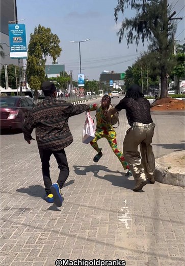 Funny Photoshoot Pranks with Random People